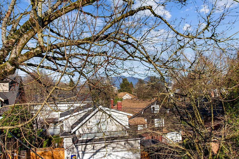 1829 W 13th Avenue Vancouver, BC - 23