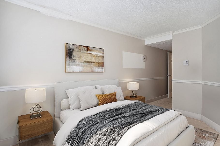 1270 Robson Street Vancouver, BC - 5