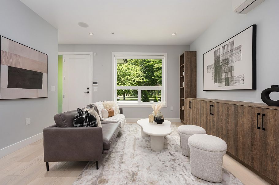 2196 E 19th Avenue Vancouver, BC - 9