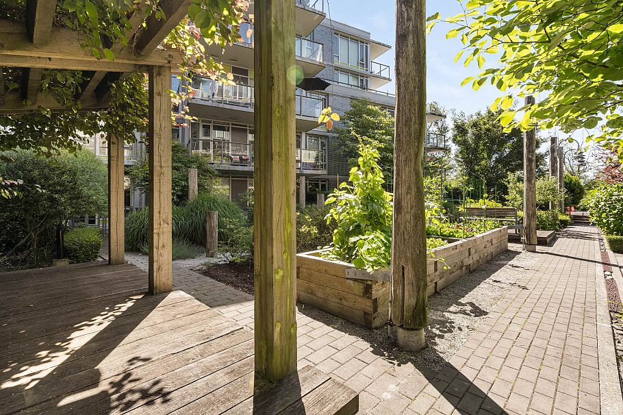 210 3168 Riverwalk Avenue Vancouver, BC - 38