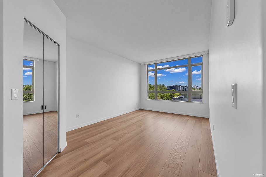 802 160 W Keith Road North Vancouver, BC - 20