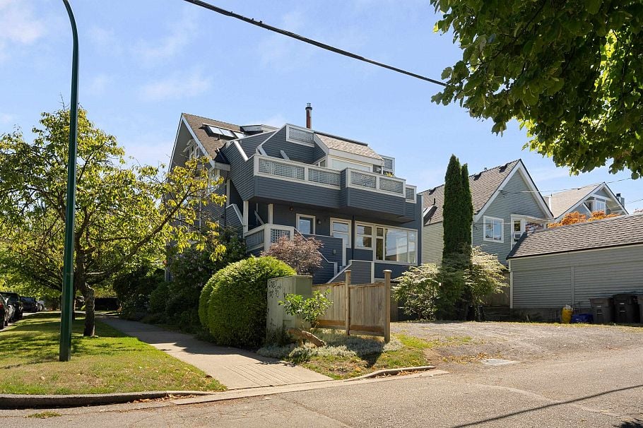 3085 Maple Street Vancouver, BC - 37