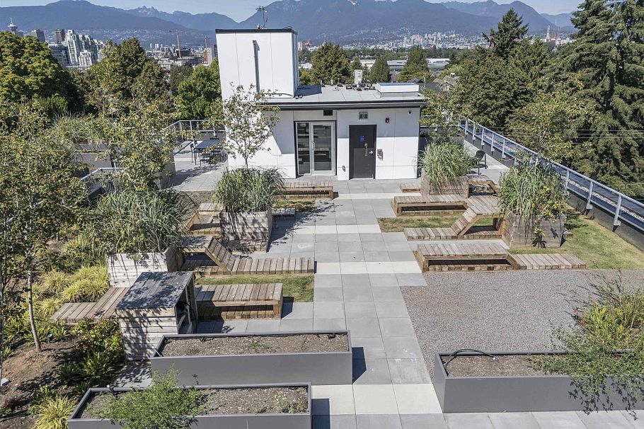 319 2471 St. George Street Vancouver, BC - 30