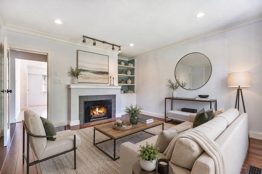 2576 Parker Street Vancouver, BC - 2