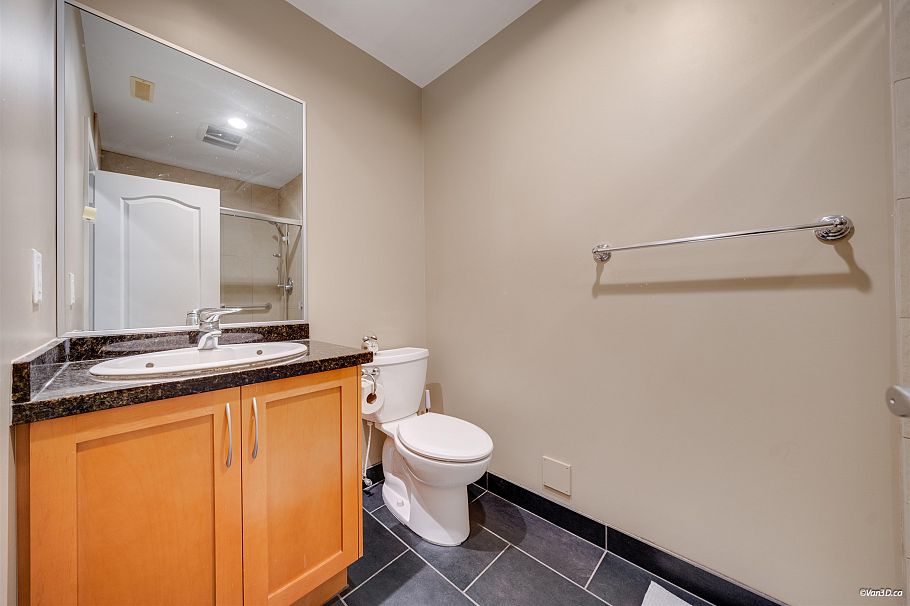 1043 Belvedere Drive North Vancouver, BC - 21