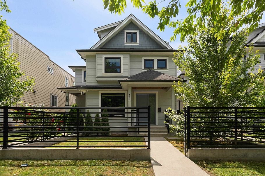 2196 E 19th Avenue Vancouver, BC - 2