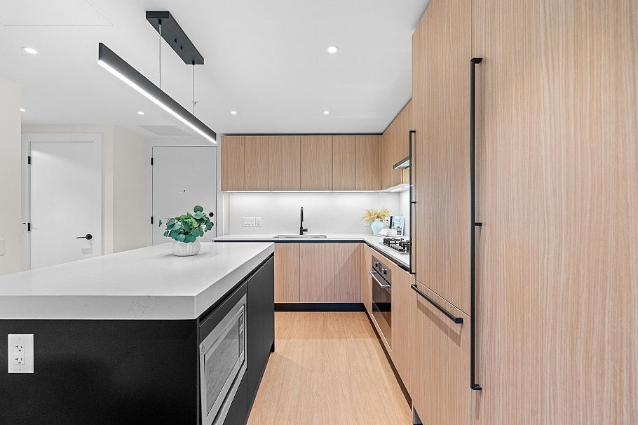 410 2235 E Broadway Vancouver, BC - 7
