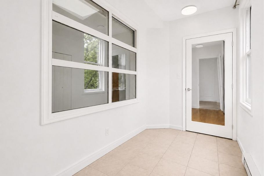 103 108 W Esplanade North Vancouver, BC - 20