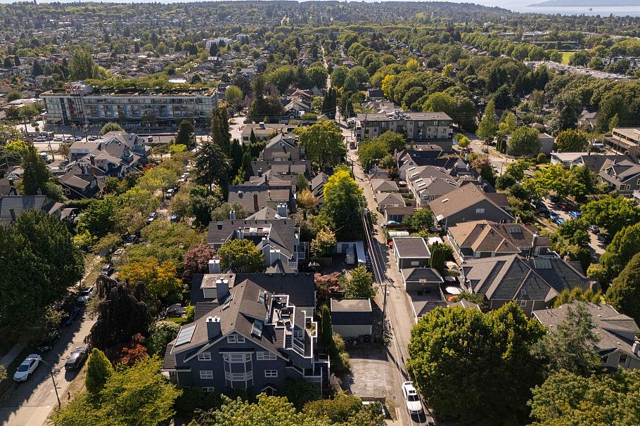 3085 Maple Street Vancouver, BC - 39