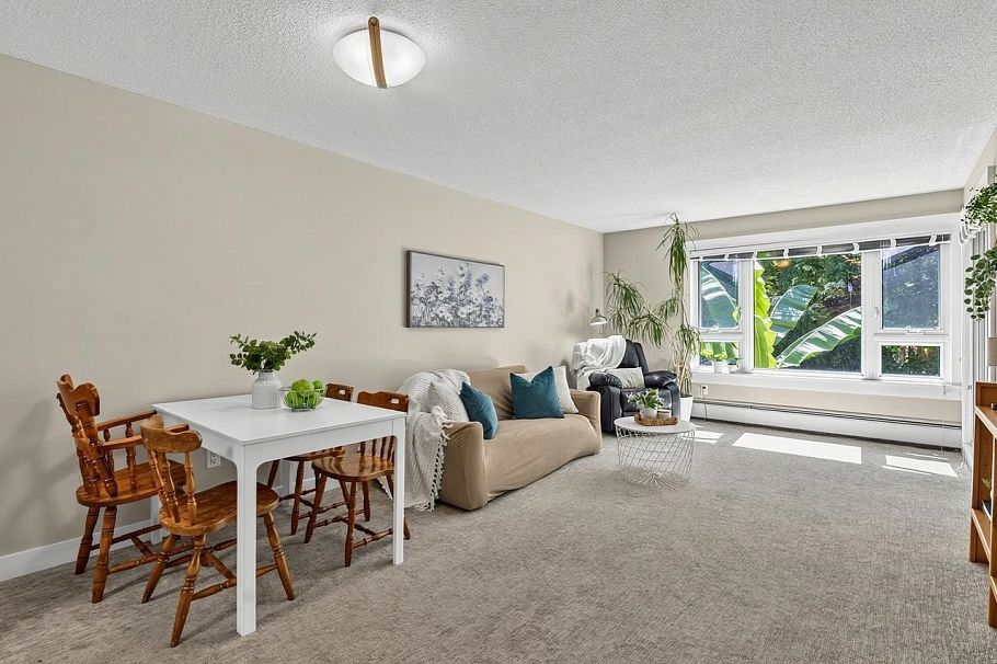 202 1750 Maple Street Vancouver, BC - 4