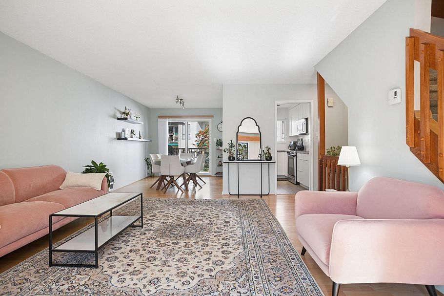 4 220 W 16th Street North Vancouver, BC - 18