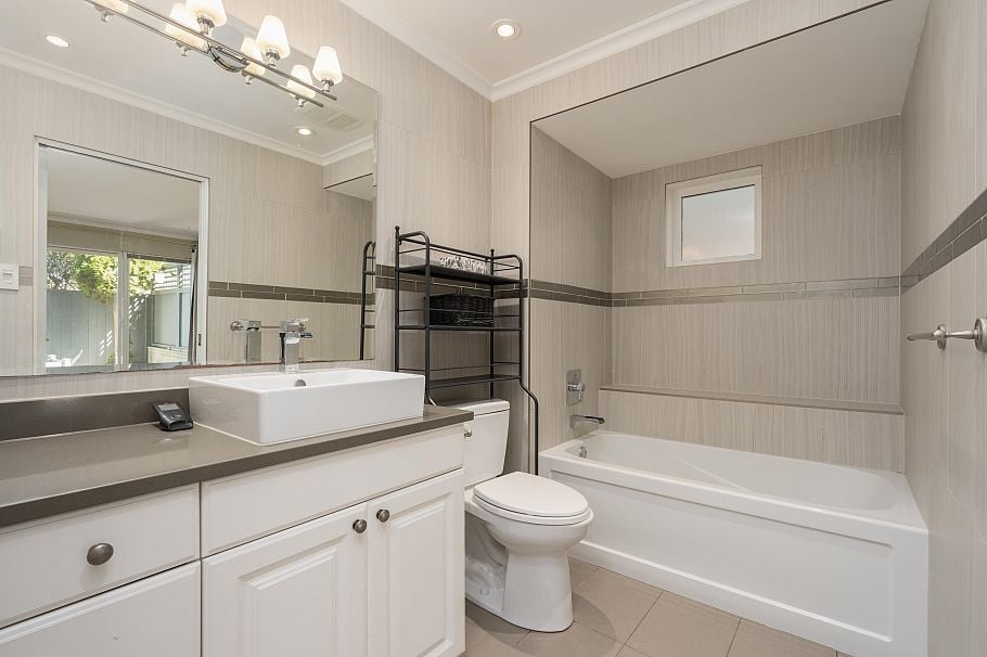 3085 Maple Street Vancouver, BC - 22