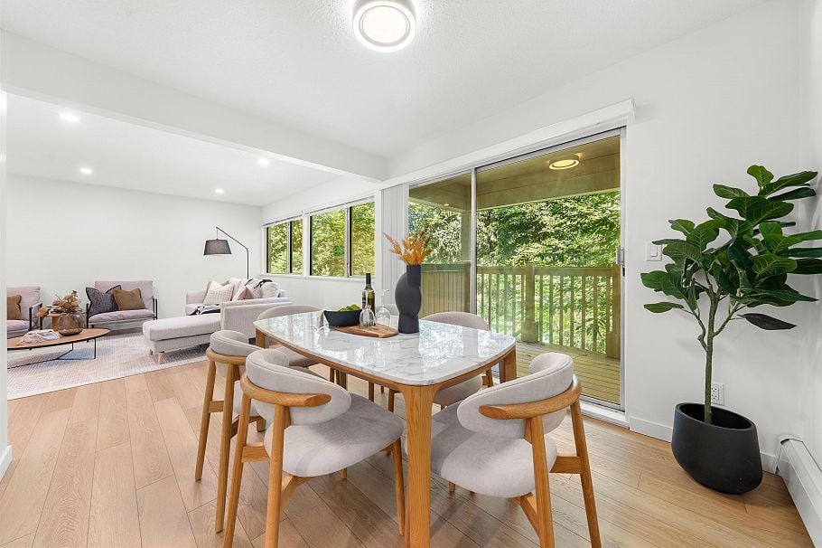 879 Westview Crescent North Vancouver, BC - 10
