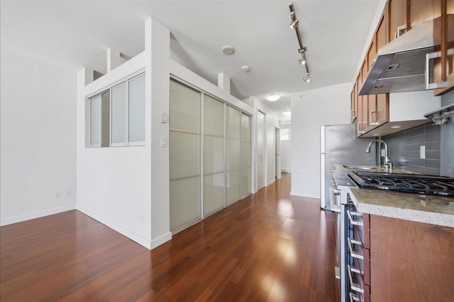 306 2055 Yukon Street Vancouver, BC - 23