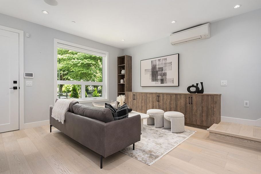 2196 E 19th Avenue Vancouver, BC - 14