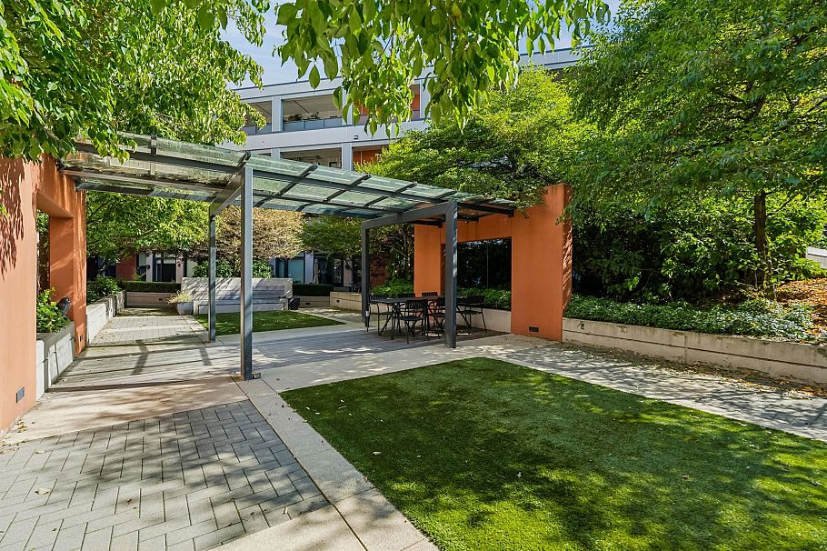 206 3456 Commercial Street Vancouver, BC - 28