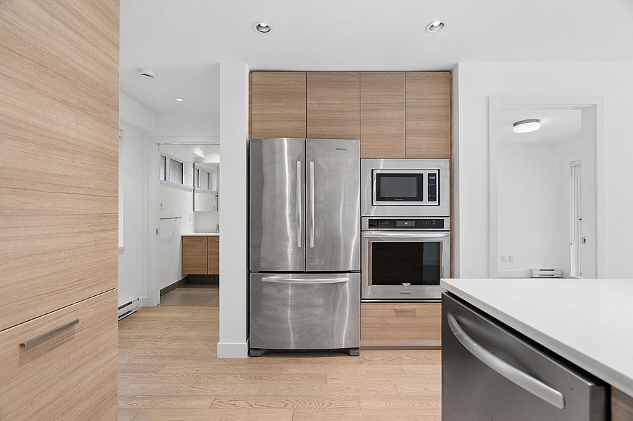 206 3456 Commercial Street Vancouver, BC - 15
