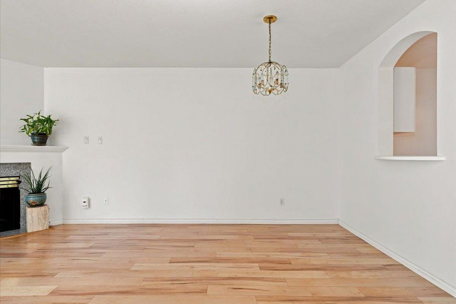 207 3638 Rae Avenue Vancouver, BC - 7