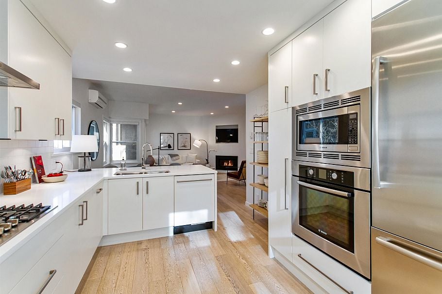 1829 W 13th Avenue Vancouver, BC - 8
