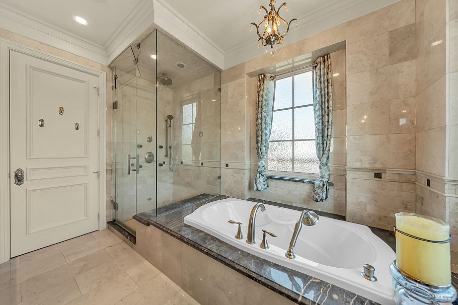 6963 Fremlin Street Vancouver, BC - 19