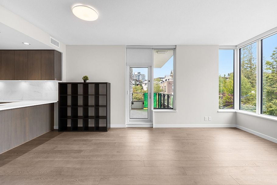 313 5687 Gray Avenue Vancouver, BC - 4