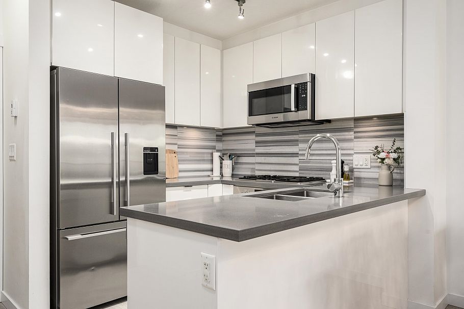 210 3168 Riverwalk Avenue Vancouver, BC - 11