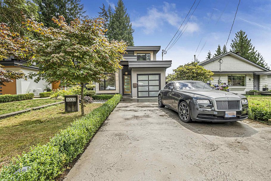 1033 Prospect Avenue North Vancouver, BC - 1