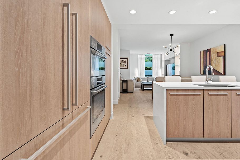 2781 Library Lane North Vancouver, BC - 11