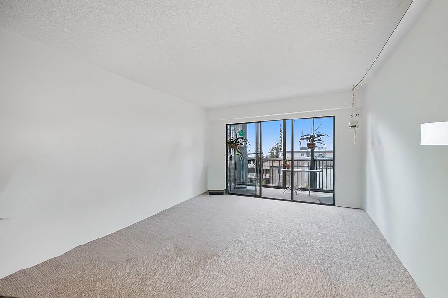 307 2710 Lonsdale Avenue North Vancouver, BC - 8