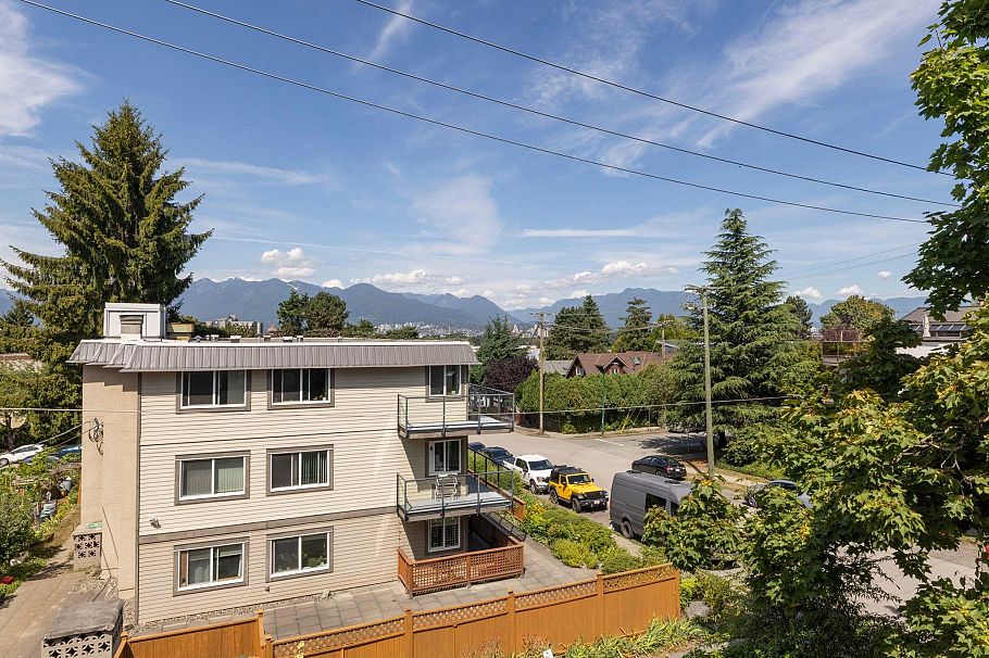 302 391 E 7th Avenue Vancouver, BC - 22