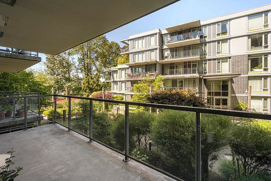 210 3168 Riverwalk Avenue Vancouver, BC - 32