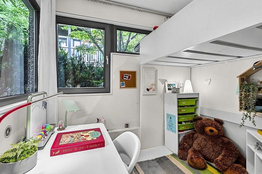 1557 E 20th Avenue Vancouver, BC - 30