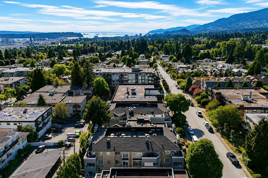 309 125 W 18th Street North Vancouver, BC - 25