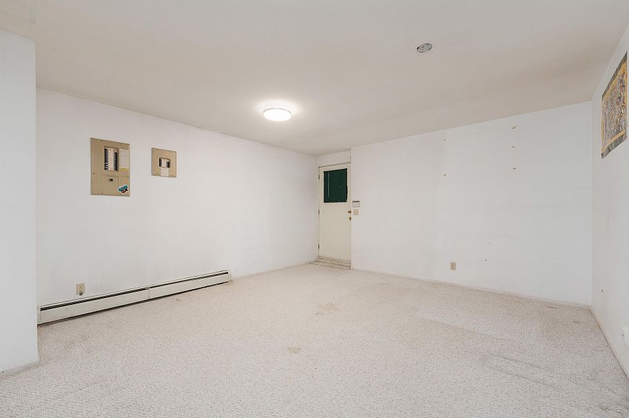 7289 Marguerite Street Vancouver, BC - 25