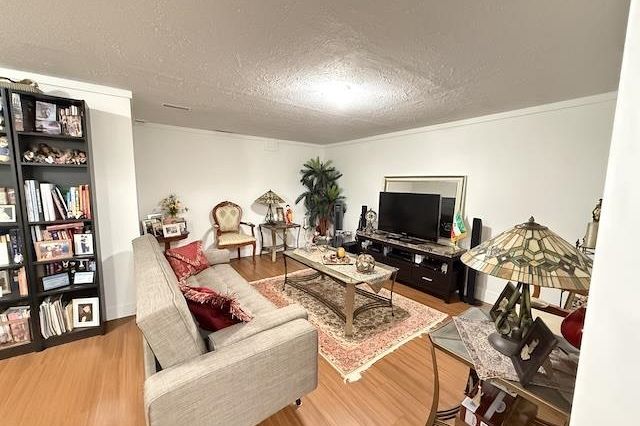 1147 Montroyal Boulevard North Vancouver, BC - 21
