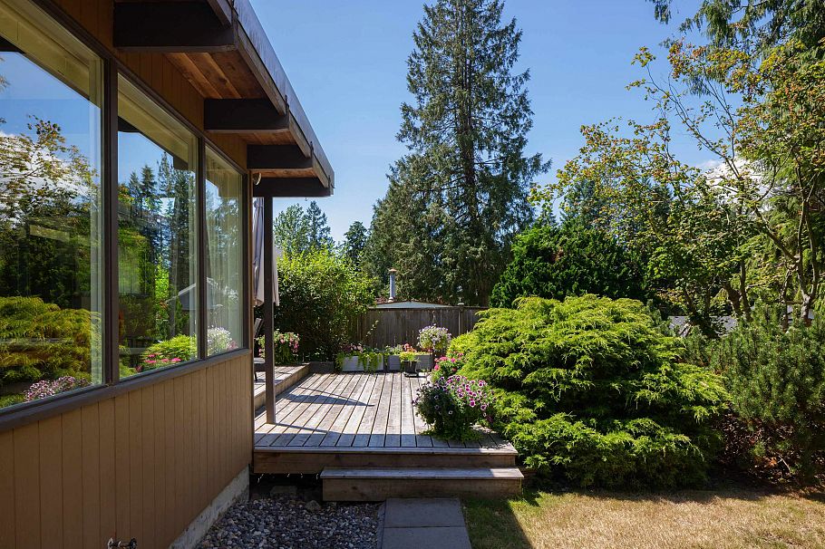 4568 Marineview Crescent North Vancouver, BC - 32