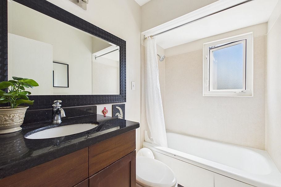 10 2296 W 39th Avenue Vancouver, BC - 16