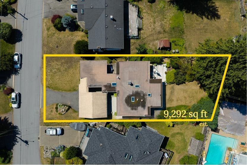 4568 Marineview Crescent North Vancouver, BC - 37