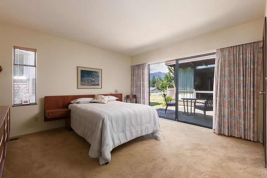 4568 Marineview Crescent North Vancouver, BC - 25