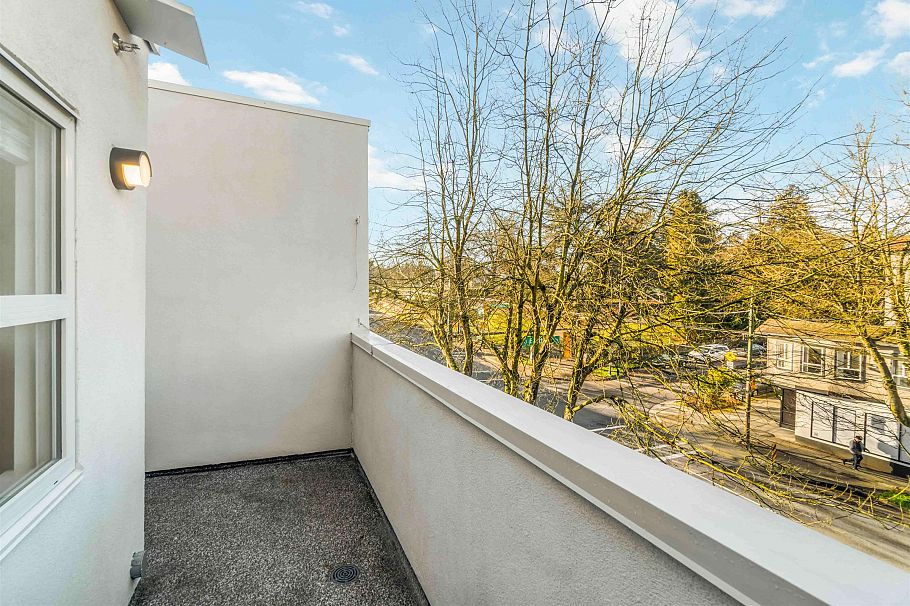 309 2928 Commercial Drive Vancouver, BC - 25