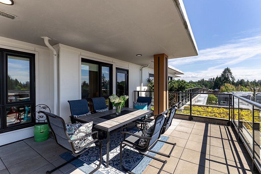 409 3220 Connaught Crescent North Vancouver, BC - 29