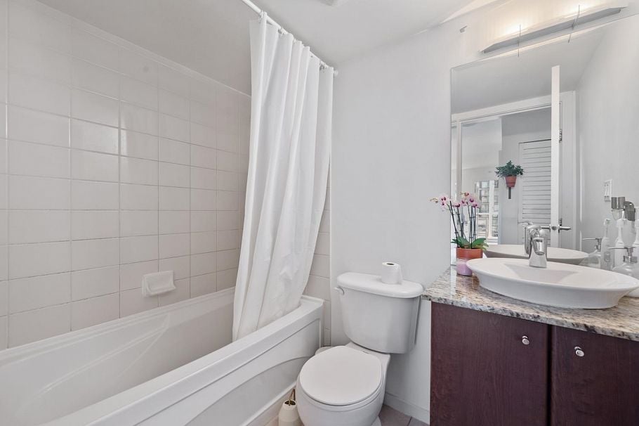 808 1199 Seymour Street Vancouver, BC - 18
