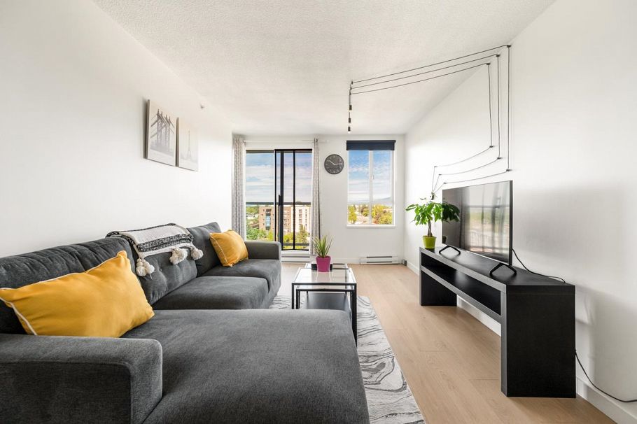 1008 3455 Ascot Place Vancouver, BC - 2