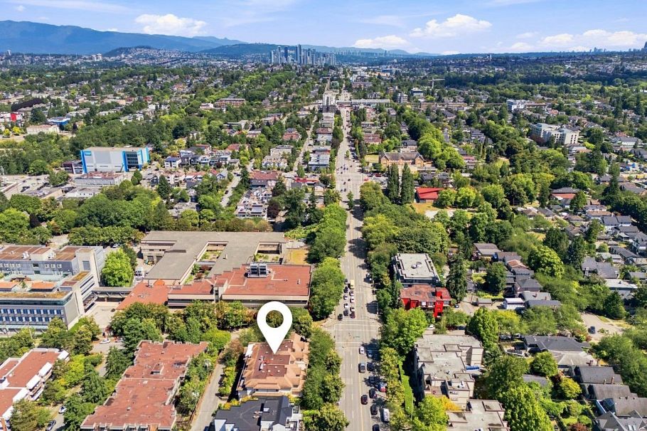 401 1099 E Broadway Vancouver, BC - 21