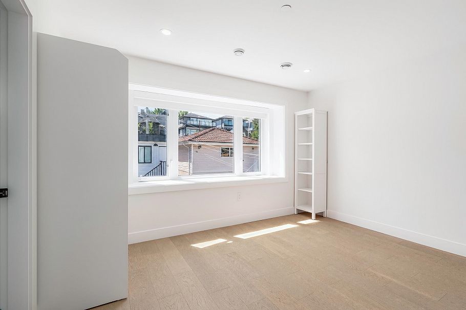 2972 Venables Street Vancouver, BC - 13