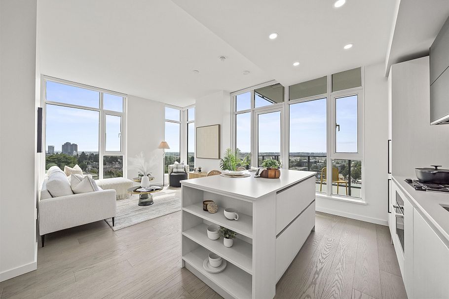 905 8415 Granville Street Vancouver, BC - 3