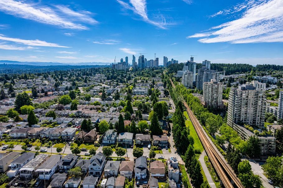 2704 5058 Joyce Street Vancouver, BC - 2