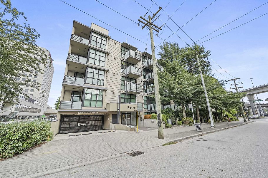 205 8988 Hudson Street Vancouver, BC - 5