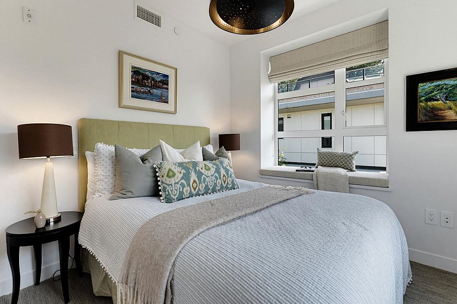 204 1055 Ridgewood Drive North Vancouver, BC - 28