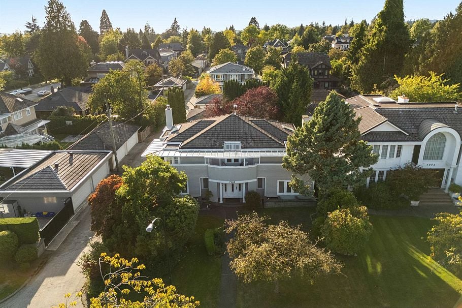 7289 Marguerite Street Vancouver, BC - 1